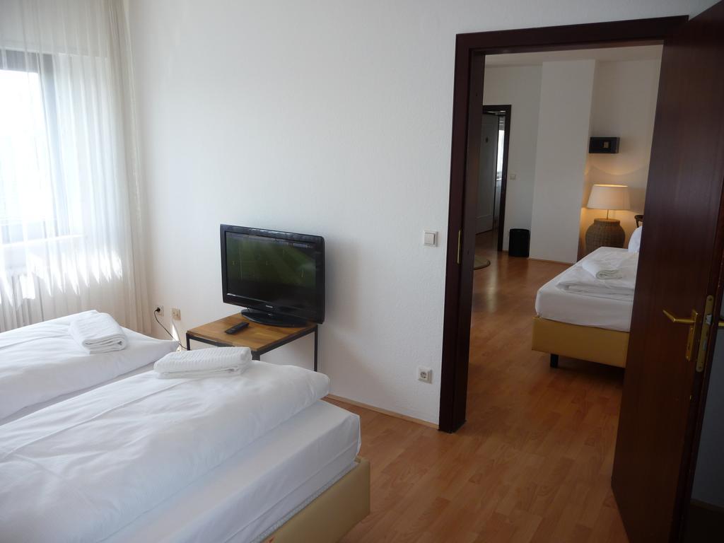 Hotel Restaurant Felderbock Nußloch Kültér fotó